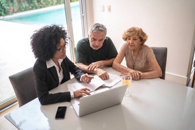 couple with advisor