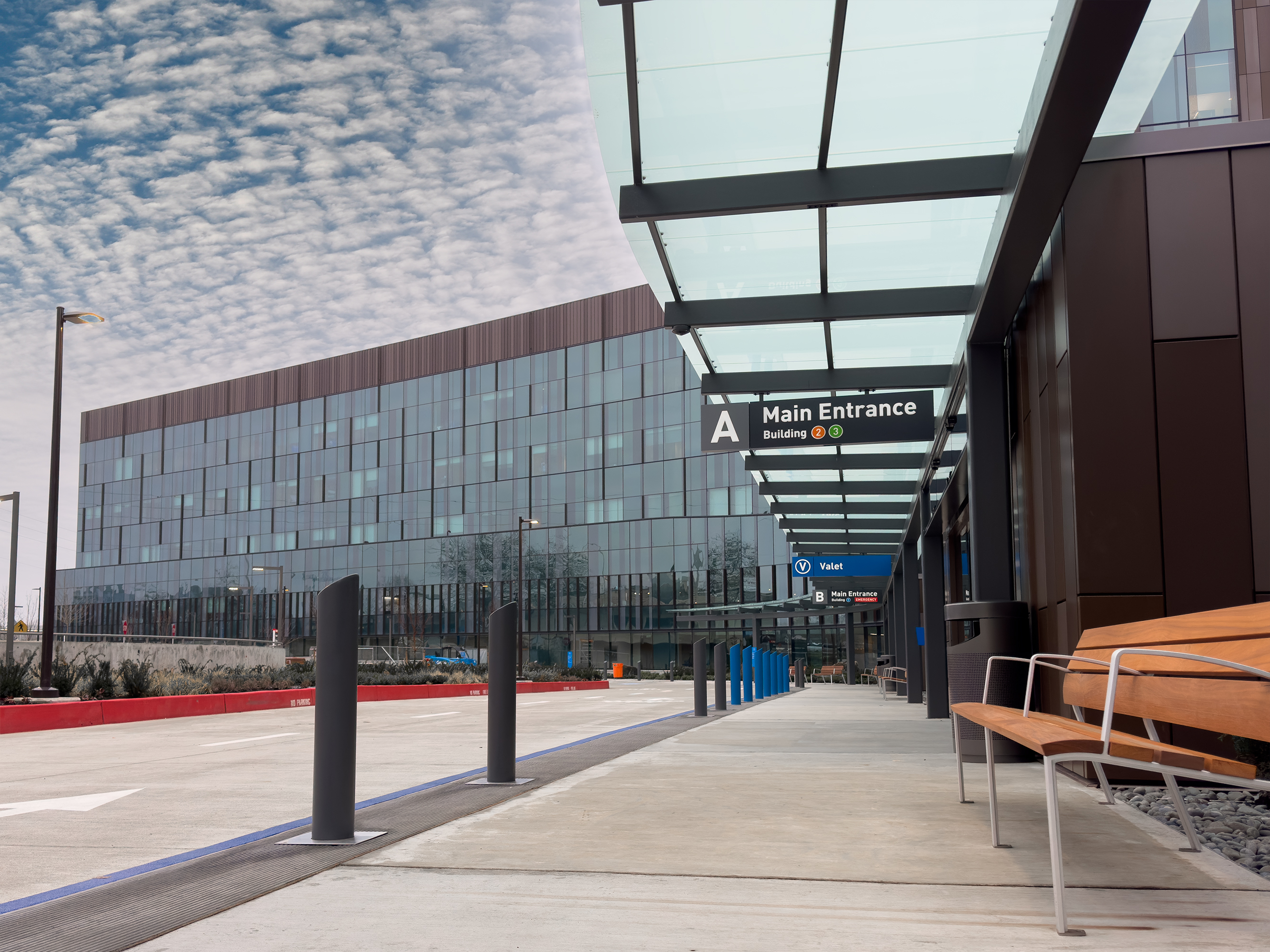 Overlake Medical Center & Clinics is nationally recognized for delivering superior outcomes in Ob-Gyn services and bariatric surgery, helping to substantially reduce the risk of patient complications.