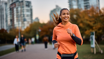 Woman jogging in the city.