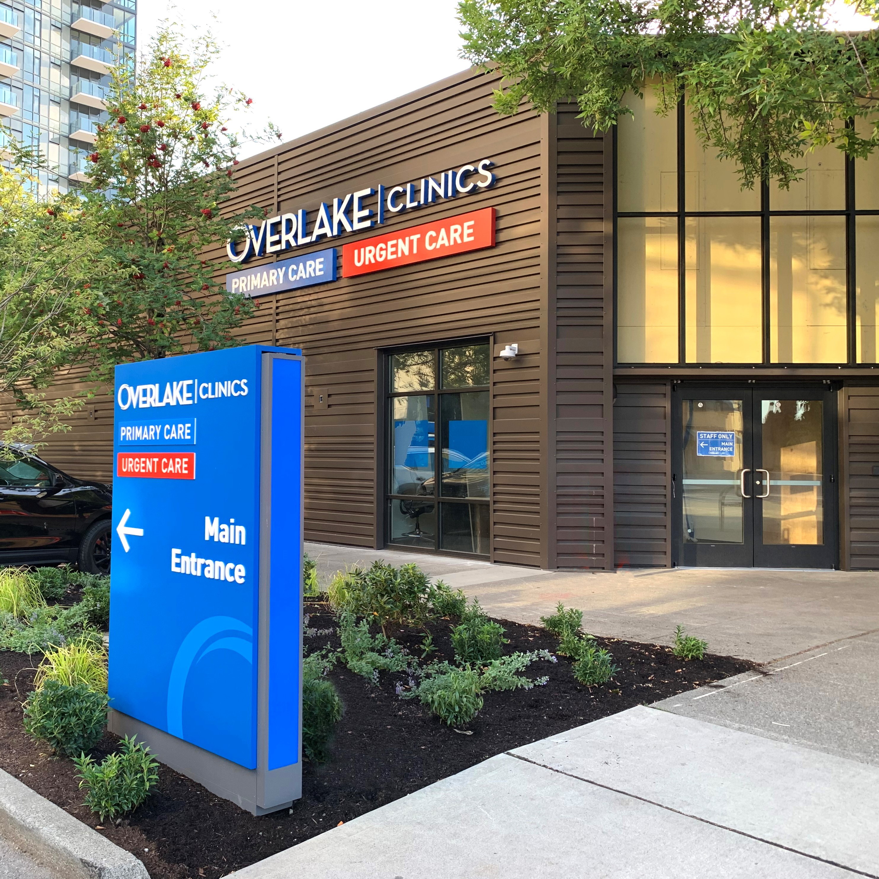 Front exterior view of Overlake Downtown Bellevue Primary and Urgent Care clinic building