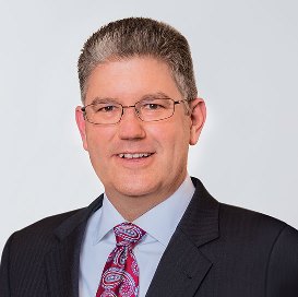portrait photo of tom debord