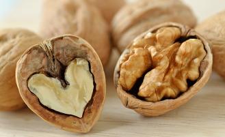 walnuts-shape-of-heart