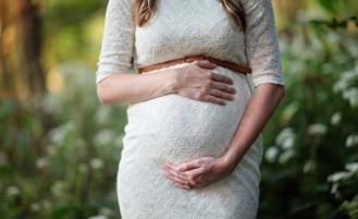 Generic Pregnancy Photo