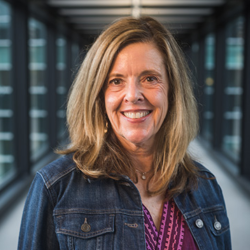 Linda Kasser, RD, CSO, CD