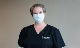 nurse-wearing-a-mask
