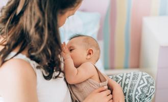 mom-breastfeeding-baby